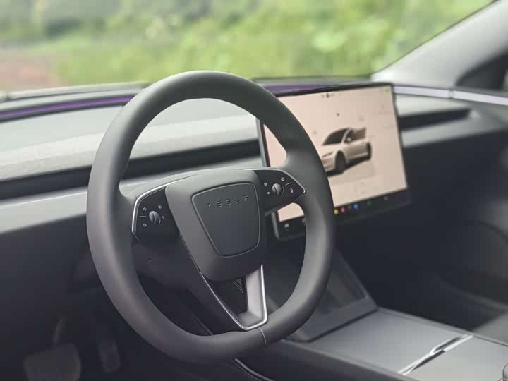 Tesla Model 3, 2024 — фото 4 из 9