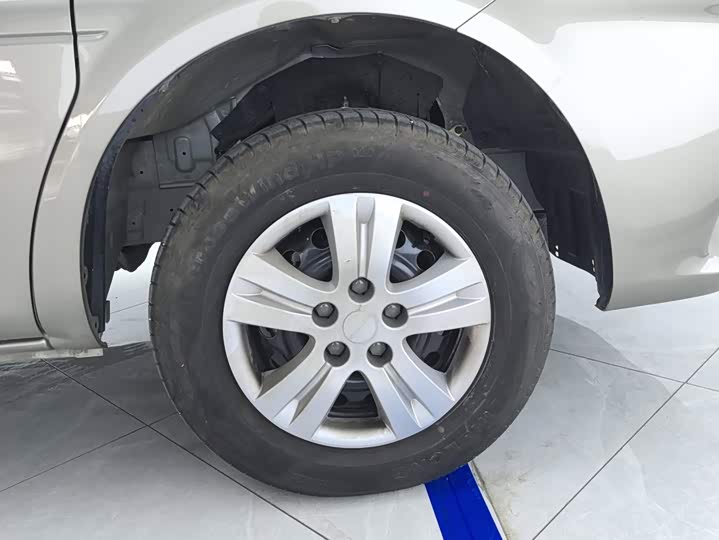 Dongfeng Forthing Lingzhi M5, 2025 — фото 6 из 9