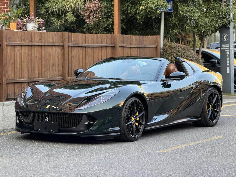 Ferrari 812, 2022 — купить в Санкт-Петербурге под ключ