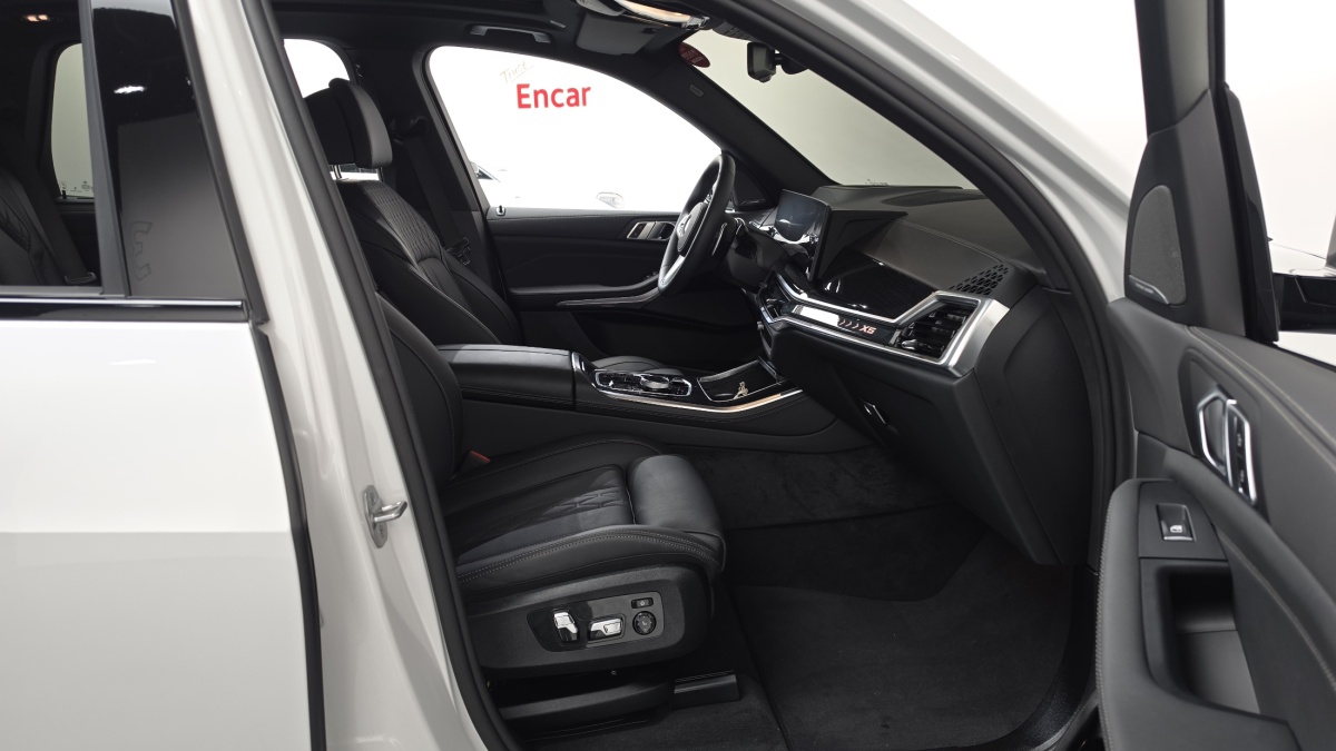 BMW X5, 2025 — фото 10 из 12