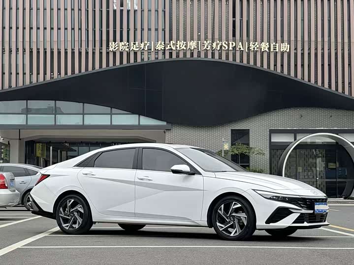 Hyundai Elantra N line, 2023 — фото 3 из 9