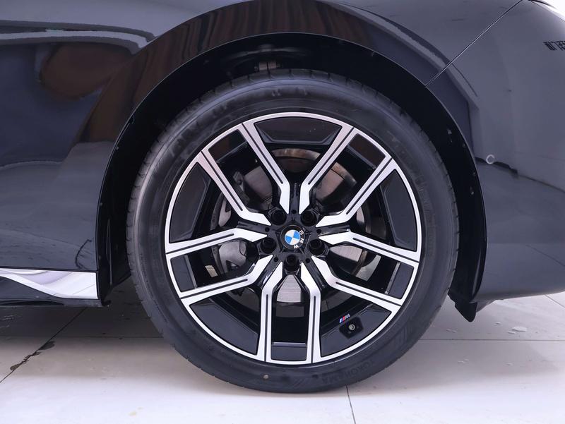 BMW 7 Series, 2023 — фото 6 из 12