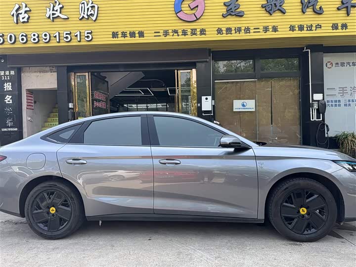 BYD Qin L, 2024 — фото 4 из 12