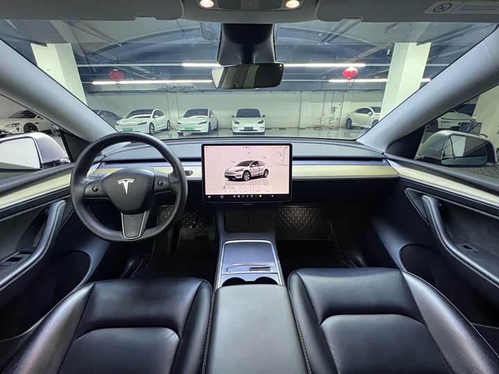 Tesla Model Y, 2022 — фото 6 из 9