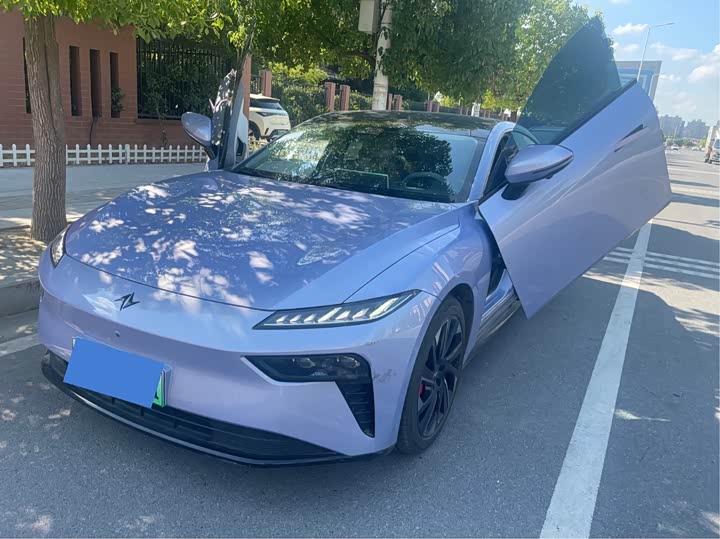 Dongfeng Yipai eπ 007, 2024 — купить в Москве под ключ