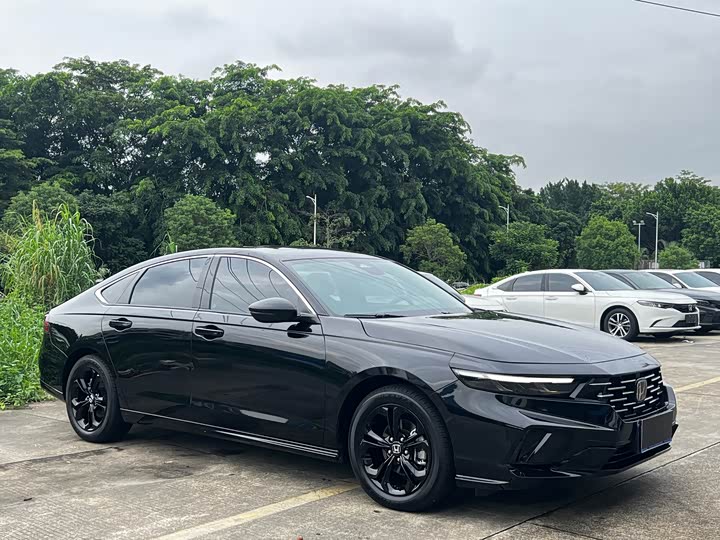 Honda Accord, 2025 — фото 3 из 3