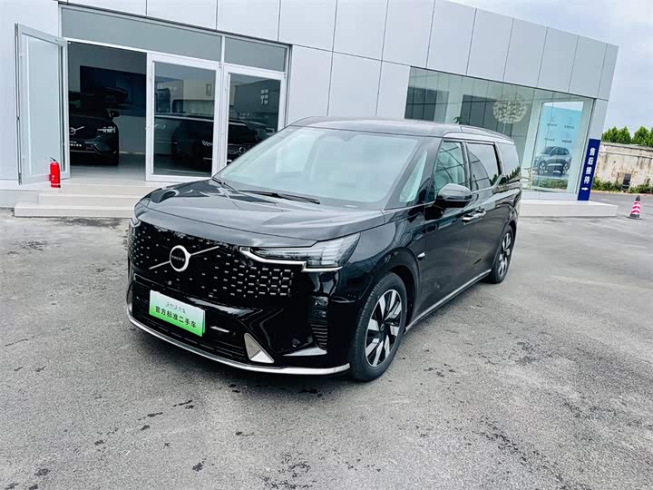 Volvo EM90, 2024 — купить в Иванове под ключ