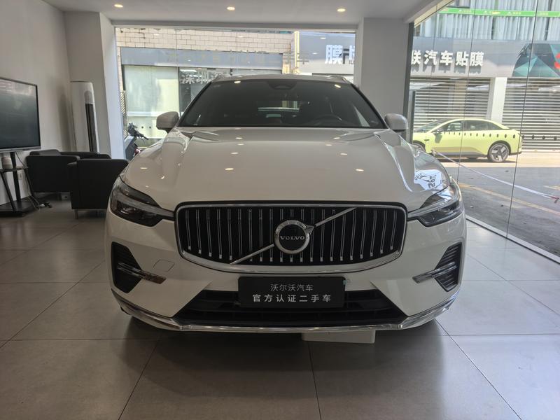 Volvo XC60, 2023 — фото 2 из 12