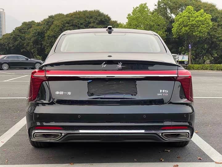 Hongqi H5, 2023 — фото 8 из 9