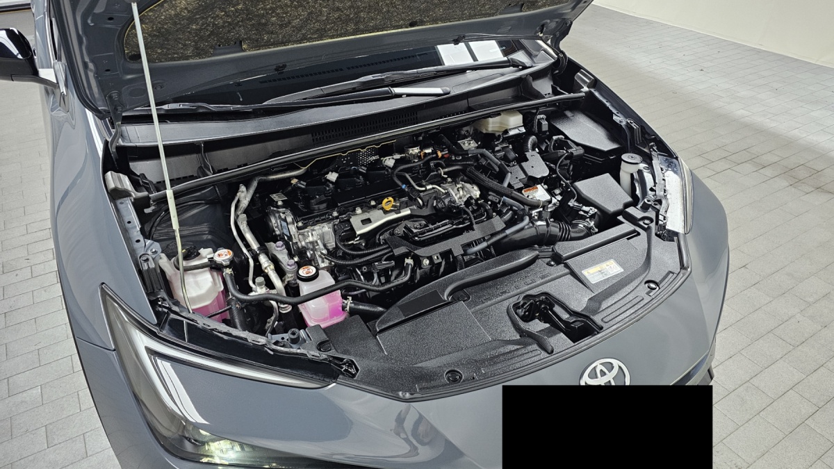 Toyota Prius, 2023 — фото 6 из 12