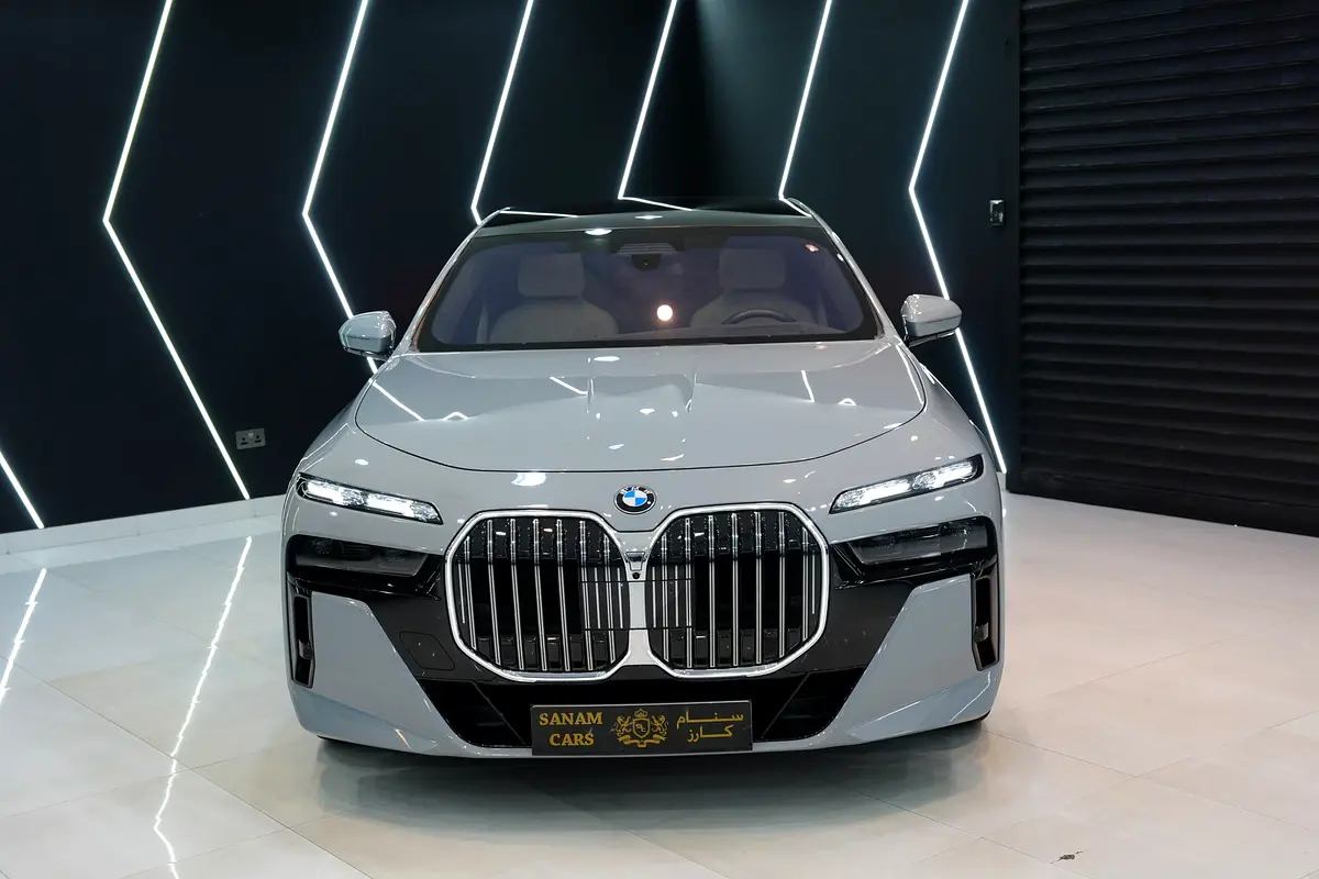 BMW 7-Series, 2023 — фото 2 из 10