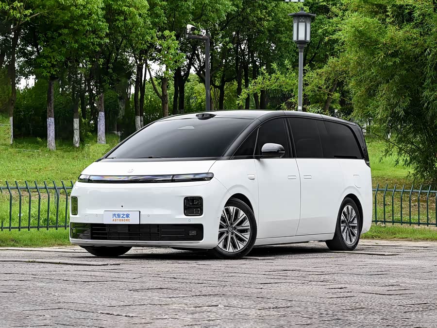 Leapmotor D99, 2026 — купить в Туле под ключ