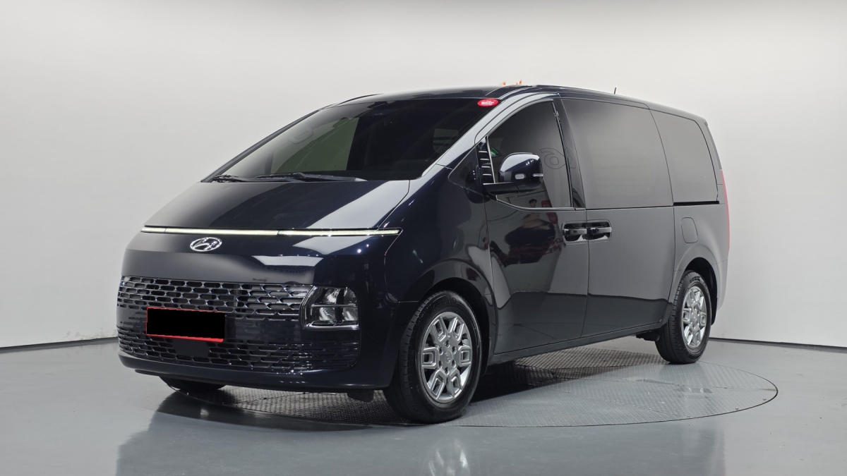 Hyundai Staria, 2023 — купить в Твери под ключ