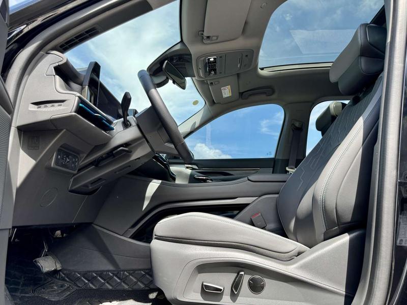 Ford Edge, 2023 — фото 10 из 12