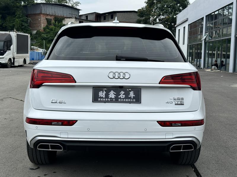 Audi Q5L, 2024 — фото 5 из 12