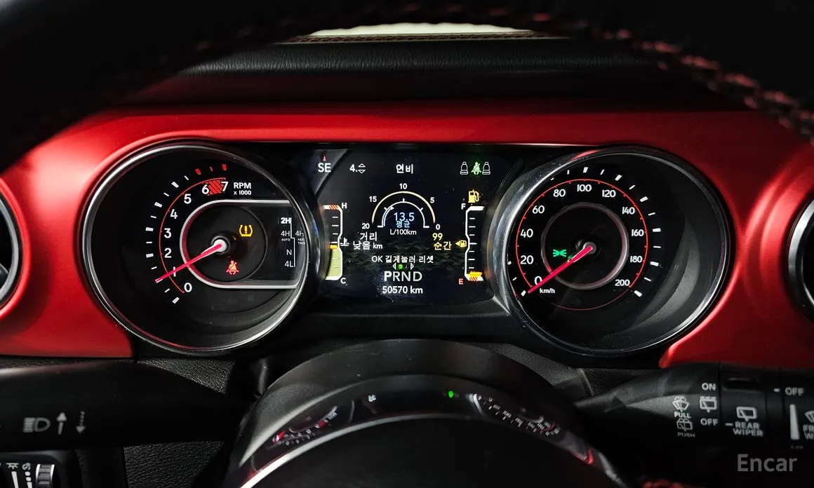 Jeep Wrangler, 2022 — фото 8 из 12