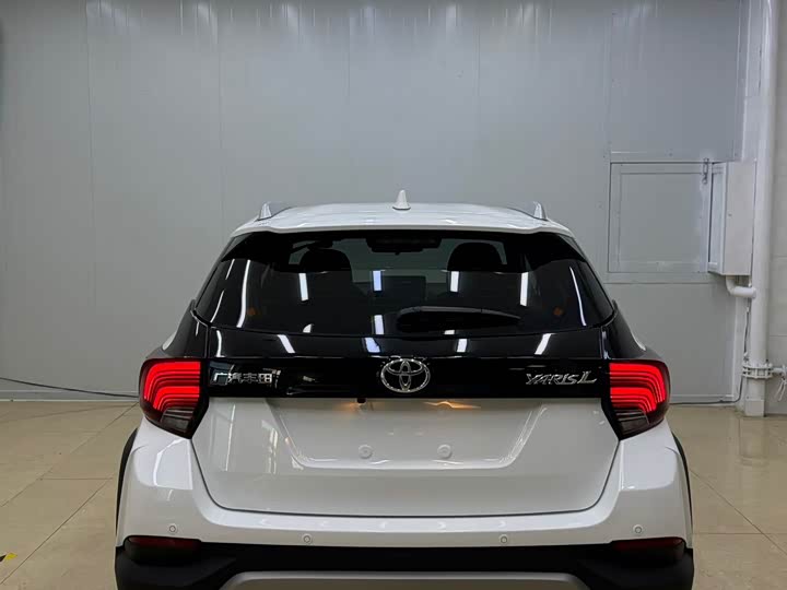 Toyota Yaris L Hatchback, 2021 — фото 5 из 9