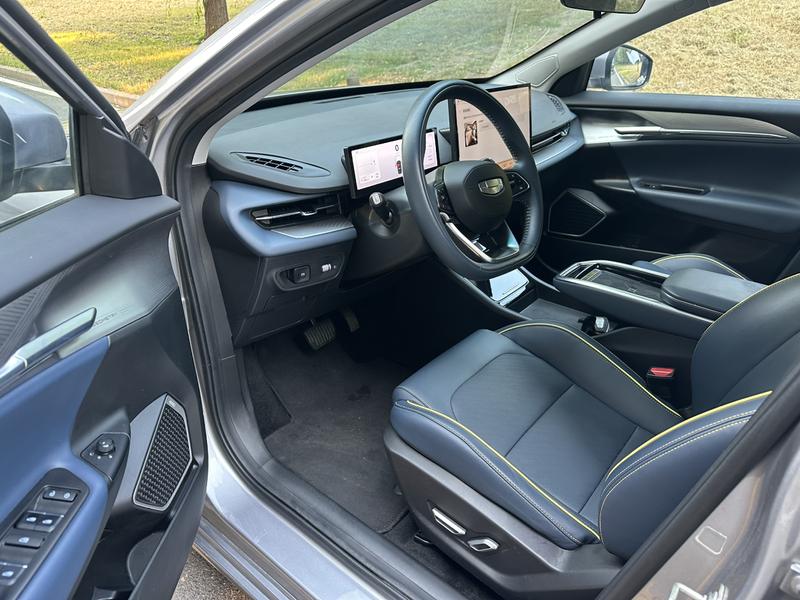 Geely Geometry G6, 2023 — фото 11 из 12