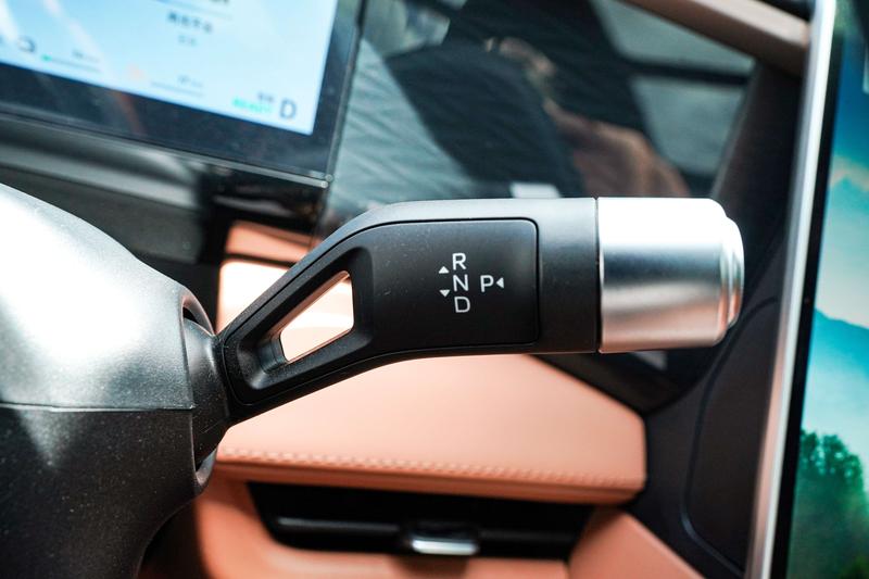 Geely Galaxy L7, 2024 — фото 9 из 12