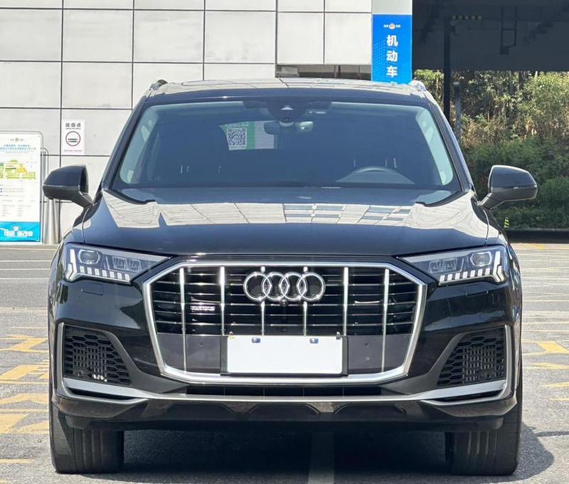 Audi Q7, 2023 — фото 2 из 12