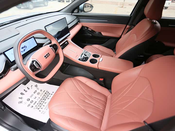 Geely Galaxy L6, 2024 — фото 7 из 9