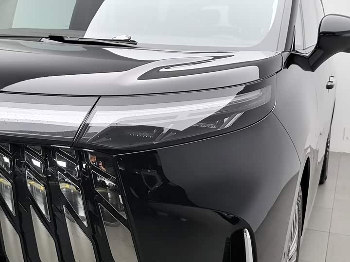 BAIC Arcfox Wendao V9, 2026 — фото 7 из 9