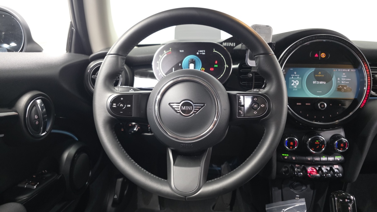 Mini Cooper, 2022 — фото 11 из 12