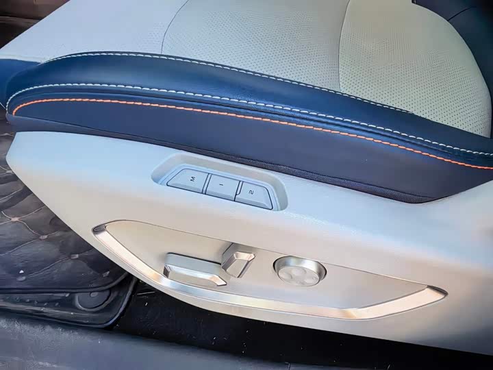 Geely Atlas, 2021 — фото 7 из 9