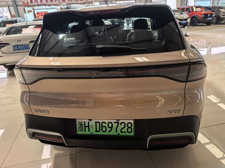 Changan Qiyuan (Nevo) Q05, 2025 — фото 5 из 9