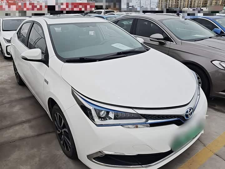 Toyota Corolla Hybrid, 2022 — фото 4 из 9