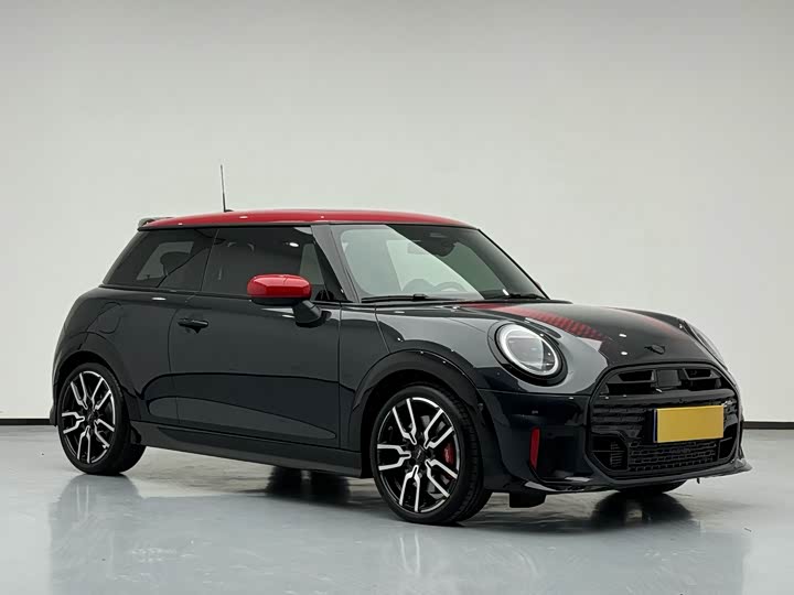 Mini Mini JCW, 2024 — фото 3 из 9