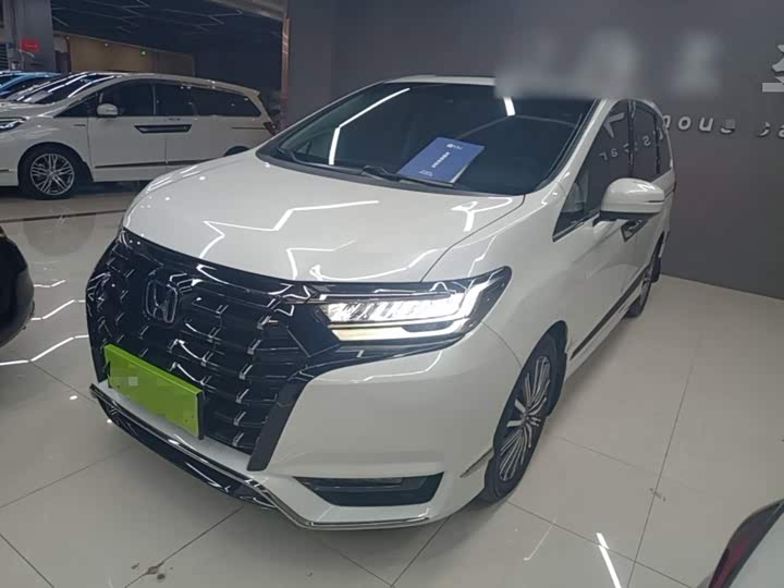 Honda Elysion, 2022 — купить в Кирове под ключ