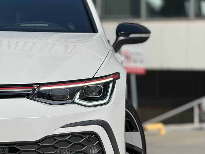 Volkswagen Golf GTI, 2023 — фото 2 из 9