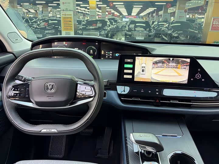 Changan UNI-K Hybrid, 2021 — фото 6 из 9