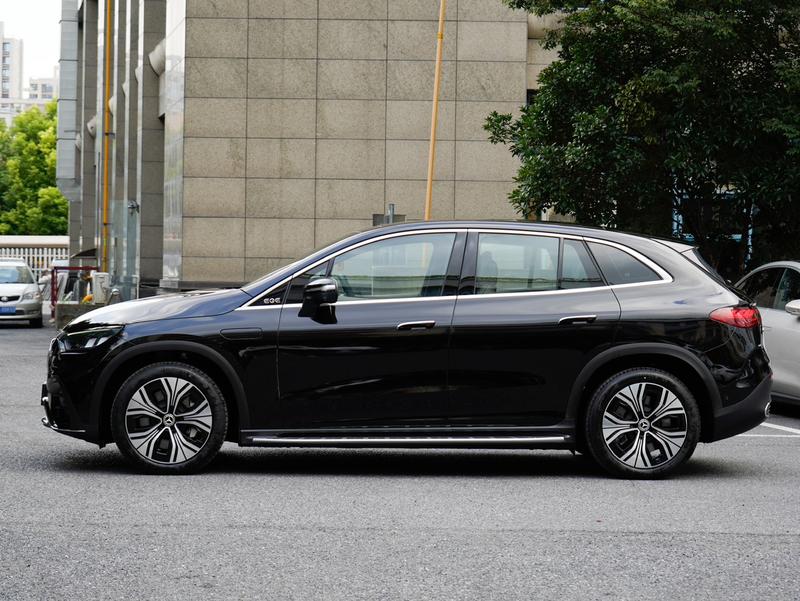 Mercedes-Benz EQE SUV, 2026 — фото 3 из 12