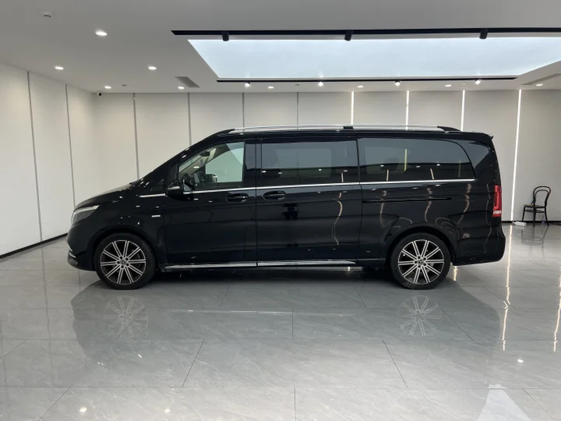 Mercedes-Benz V-Class, 2025 — фото 4 из 12