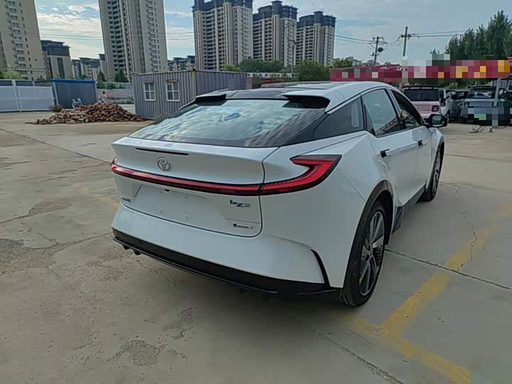 Toyota bZ5, 2026 — фото 7 из 9