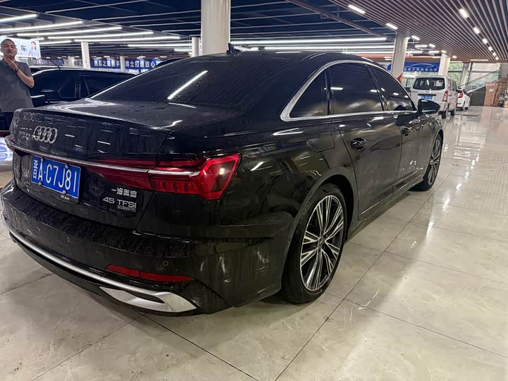 Audi A6L, 2023 — фото 5 из 9
