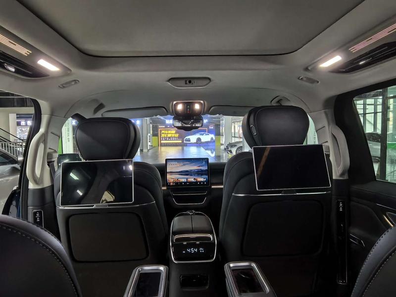 Geely Galaxy L380, 2025 — фото 9 из 11