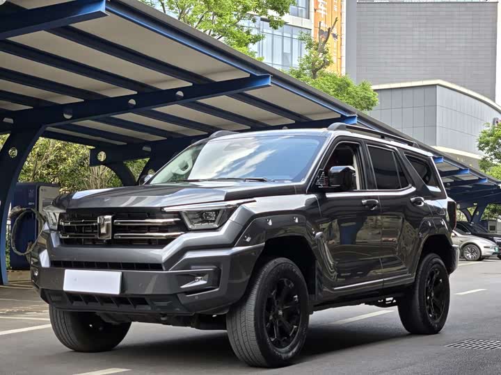Tank 400 Hybrid, 2023 — купить в Казани под ключ