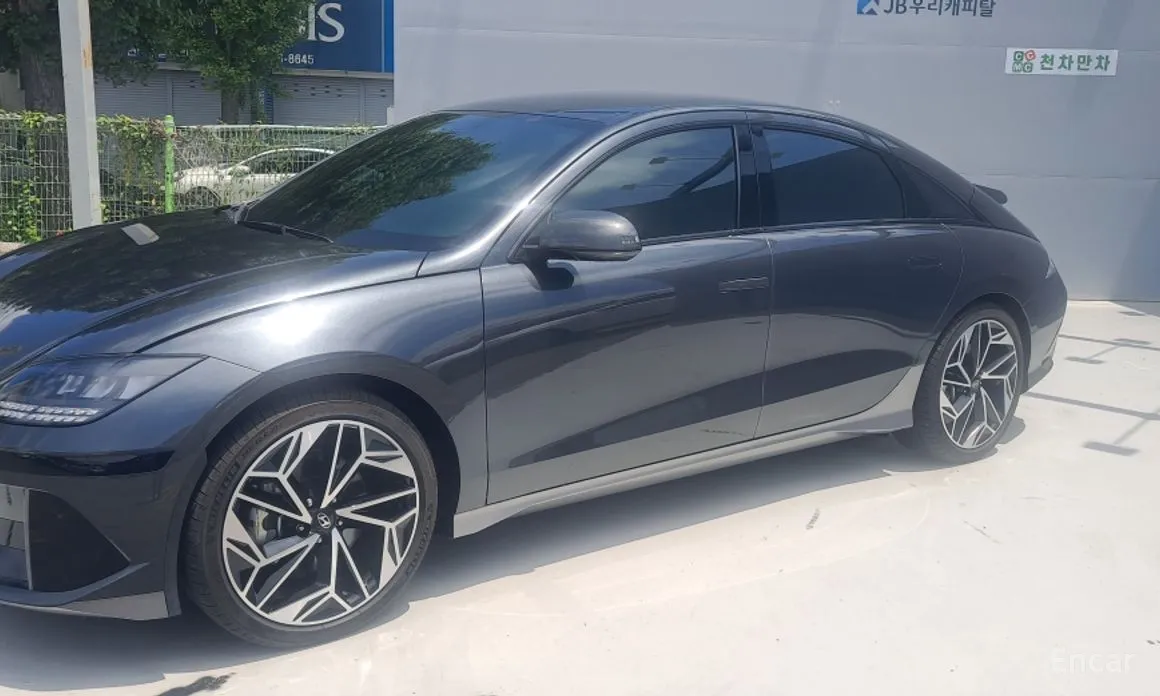 Hyundai Ioniq 6, 2022 — фото 2 из 12