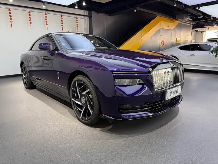 Rolls-Royce Spectre, 2024 — фото 3 из 9