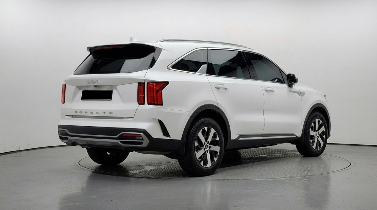 Kia Sorento, 2022 — фото 2 из 12