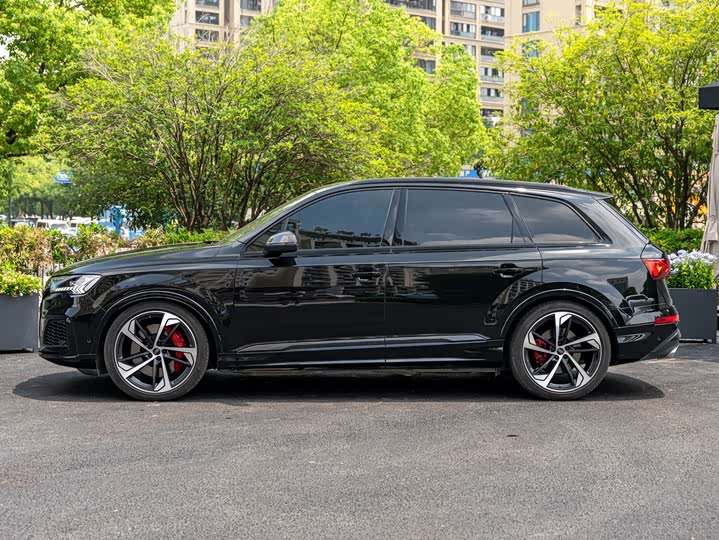 Audi SQ7, 2024 — фото 3 из 9