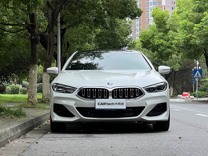 BMW 8 Series, 2024 — фото 2 из 9