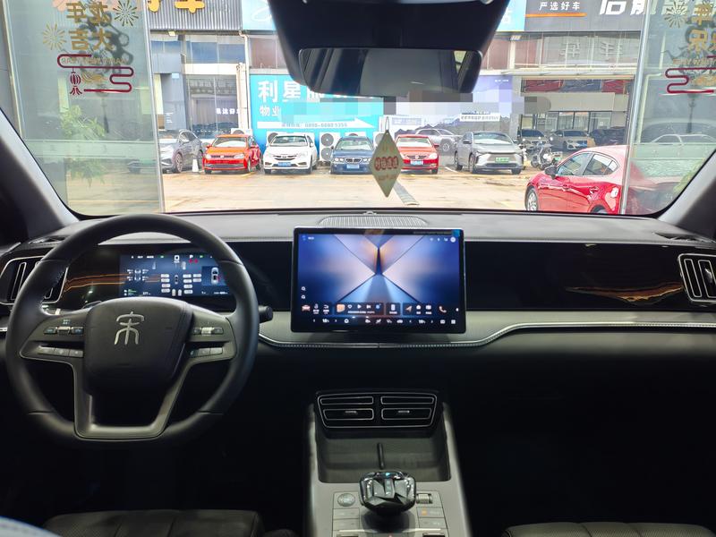 BYD Song Pro Hybrid, 2025 — фото 8 из 12