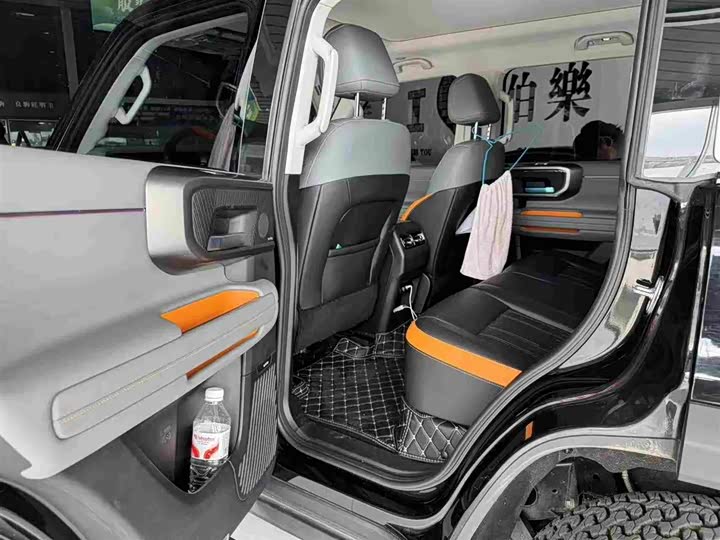 BAIC Beijing BJ40 Hybrid, 2025 — фото 3 из 9