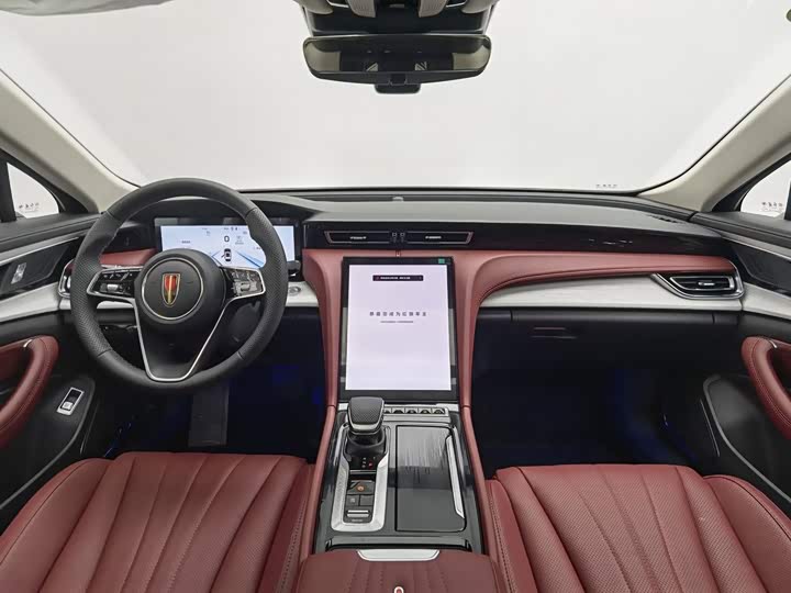 Hongqi H5 Hybrid, 2025 — фото 5 из 9