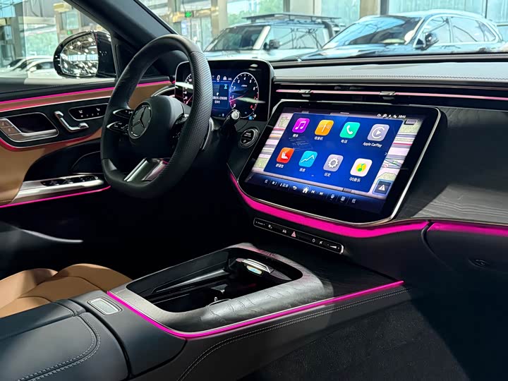 Mercedes-Benz E-Class, 2024 — фото 7 из 9