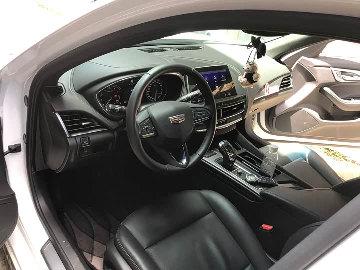 Cadillac CT5, 2022 — фото 7 из 9